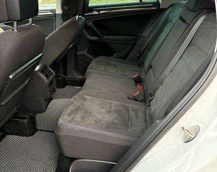 Белый Фольксваген Тигуан, объемом двигателя 1.97 л и пробегом 108 тыс. км за 32900 $, фото 6 на Automoto.ua