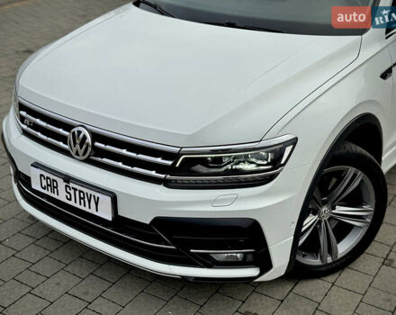 Білий Фольксваген Тігуан, об'ємом двигуна 2 л та пробігом 186 тис. км за 29999 $, фото 22 на Automoto.ua