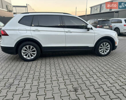 Білий Фольксваген Тігуан, об'ємом двигуна 1.98 л та пробігом 227 тис. км за 15999 $, фото 21 на Automoto.ua