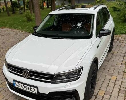 Белый Фольксваген Тигуан, объемом двигателя 1.97 л и пробегом 76 тыс. км за 37900 $, фото 8 на Automoto.ua