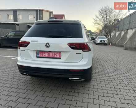 Білий Фольксваген Тігуан, об'ємом двигуна 1.98 л та пробігом 227 тис. км за 15999 $, фото 30 на Automoto.ua