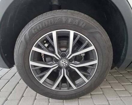 Белый Фольксваген Тигуан, объемом двигателя 2 л и пробегом 79 тыс. км за 17000 $, фото 6 на Automoto.ua