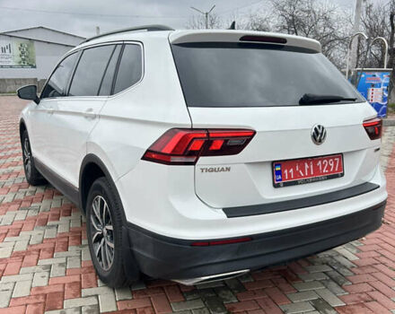 Белый Фольксваген Тигуан, объемом двигателя 0 л и пробегом 82 тыс. км за 21500 $, фото 5 на Automoto.ua