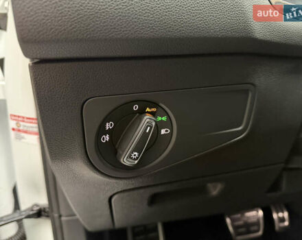 Белый Фольксваген Тигуан, объемом двигателя 2 л и пробегом 245 тыс. км за 28800 $, фото 36 на Automoto.ua