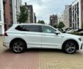 Белый Фольксваген Тигуан, объемом двигателя 2 л и пробегом 38 тыс. км за 18150 $, фото 2 на Automoto.ua