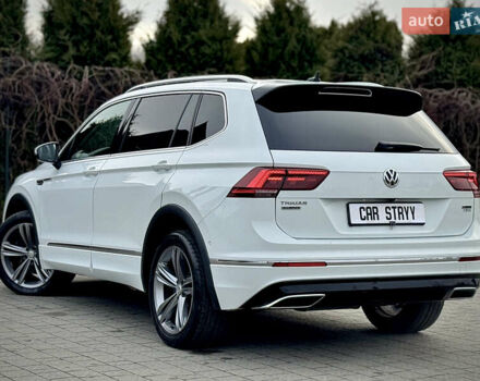 Білий Фольксваген Тігуан, об'ємом двигуна 2 л та пробігом 186 тис. км за 29999 $, фото 3 на Automoto.ua
