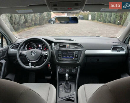 Белый Фольксваген Тигуан, объемом двигателя 2 л и пробегом 143 тыс. км за 17850 $, фото 14 на Automoto.ua