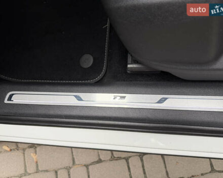 Белый Фольксваген Тигуан, объемом двигателя 2 л и пробегом 245 тыс. км за 28800 $, фото 38 на Automoto.ua