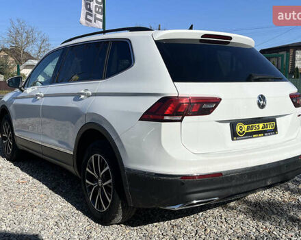 Белый Фольксваген Тигуан, объемом двигателя 1.98 л и пробегом 51 тыс. км за 21000 $, фото 3 на Automoto.ua