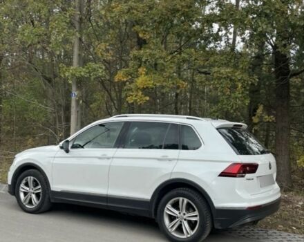 Белый Фольксваген Тигуан, объемом двигателя 2 л и пробегом 85 тыс. км за 10800 $, фото 3 на Automoto.ua