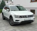 Білий Фольксваген Тігуан, об'ємом двигуна 2 л та пробігом 88 тис. км за 10300 $, фото 3 на Automoto.ua