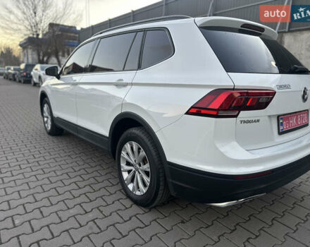 Білий Фольксваген Тігуан, об'ємом двигуна 1.98 л та пробігом 227 тис. км за 15999 $, фото 39 на Automoto.ua