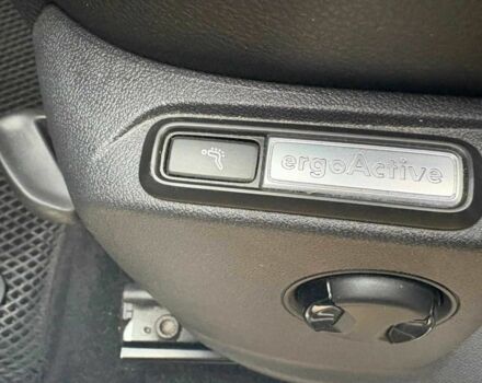 Белый Фольксваген Тигуан, объемом двигателя 2 л и пробегом 143 тыс. км за 19999 $, фото 9 на Automoto.ua