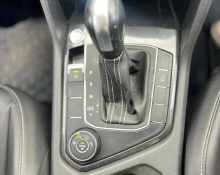 Белый Фольксваген Тигуан, объемом двигателя 1.98 л и пробегом 37 тыс. км за 25500 $, фото 8 на Automoto.ua