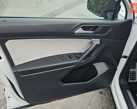 Белый Фольксваген Тигуан, объемом двигателя 1.98 л и пробегом 187 тыс. км за 21900 $, фото 30 на Automoto.ua