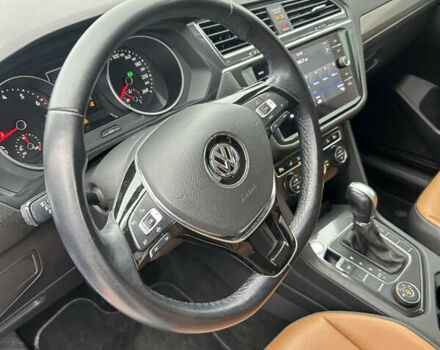 Белый Фольксваген Тигуан, объемом двигателя 0 л и пробегом 82 тыс. км за 21500 $, фото 15 на Automoto.ua