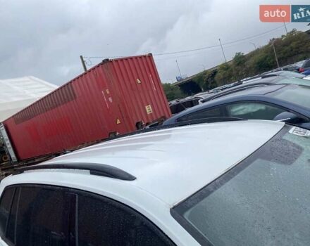 Білий Фольксваген Тігуан, об'ємом двигуна 2 л та пробігом 149 тис. км за 11300 $, фото 4 на Automoto.ua