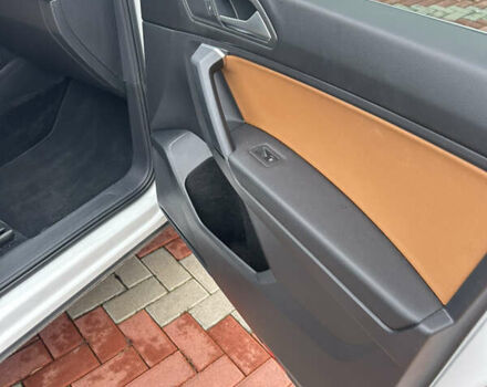 Белый Фольксваген Тигуан, объемом двигателя 0 л и пробегом 82 тыс. км за 21500 $, фото 17 на Automoto.ua