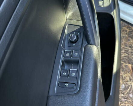 Белый Фольксваген Тигуан, объемом двигателя 1.98 л и пробегом 72 тыс. км за 23000 $, фото 8 на Automoto.ua