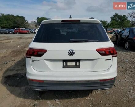 Білий Фольксваген Тігуан, об'ємом двигуна 1.98 л та пробігом 145 тис. км за 14600 $, фото 5 на Automoto.ua