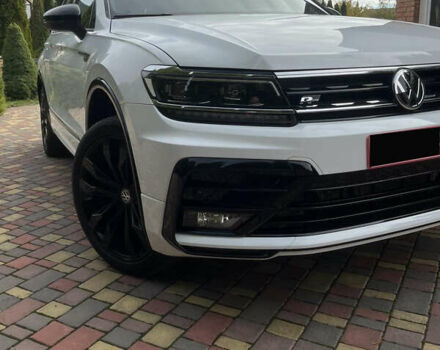 Белый Фольксваген Тигуан, объемом двигателя 0 л и пробегом 43 тыс. км за 22400 $, фото 9 на Automoto.ua