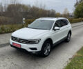 Белый Фольксваген Тигуан, объемом двигателя 0 л и пробегом 76 тыс. км за 22700 $, фото 2 на Automoto.ua