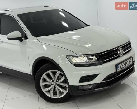 Білий Фольксваген Тігуан, об'ємом двигуна 1.97 л та пробігом 40 тис. км за 31500 $, фото 3 на Automoto.ua