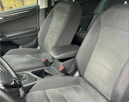 Белый Фольксваген Тигуан, объемом двигателя 2 л и пробегом 85 тыс. км за 10800 $, фото 7 на Automoto.ua