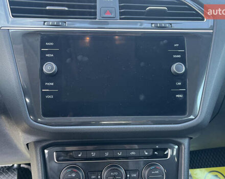 Белый Фольксваген Тигуан, объемом двигателя 1.98 л и пробегом 51 тыс. км за 21000 $, фото 9 на Automoto.ua