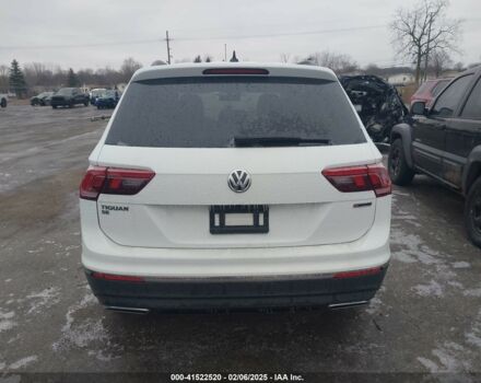 Білий Фольксваген Тігуан, об'ємом двигуна 2 л та пробігом 77 тис. км за 11450 $, фото 4 на Automoto.ua