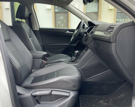 Белый Фольксваген Тигуан, объемом двигателя 0 л и пробегом 76 тыс. км за 22700 $, фото 11 на Automoto.ua