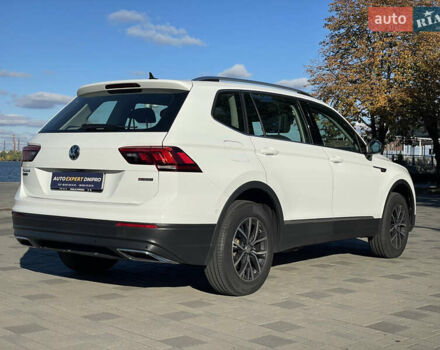 Белый Фольксваген Тигуан, объемом двигателя 1.98 л и пробегом 186 тыс. км за 27500 $, фото 11 на Automoto.ua