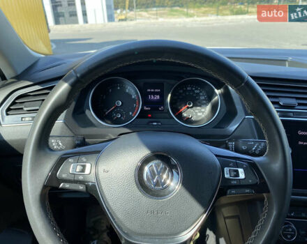 Білий Фольксваген Тігуан, об'ємом двигуна 0 л та пробігом 93 тис. км за 21500 $, фото 5 на Automoto.ua