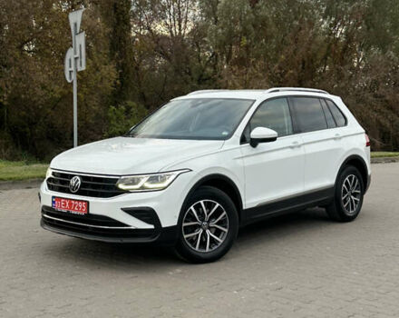 Белый Фольксваген Тигуан, объемом двигателя 2 л и пробегом 132 тыс. км за 27750 $, фото 58 на Automoto.ua