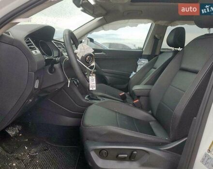 Белый Фольксваген Тигуан, объемом двигателя 2 л и пробегом 76 тыс. км за 14900 $, фото 12 на Automoto.ua