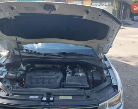 Белый Фольксваген Тигуан, объемом двигателя 1.98 л и пробегом 44 тыс. км за 23500 $, фото 4 на Automoto.ua