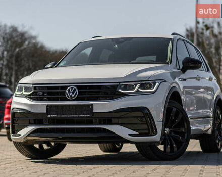 Белый Фольксваген Тигуан, объемом двигателя 2 л и пробегом 193 тыс. км за 33490 $, фото 15 на Automoto.ua