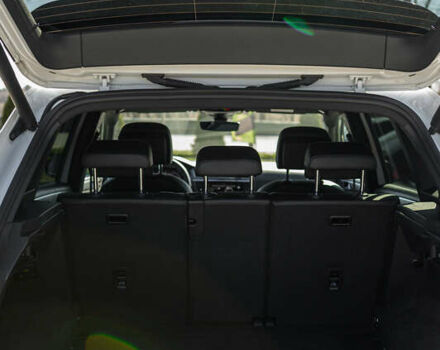 Белый Фольксваген Тигуан, объемом двигателя 2 л и пробегом 193 тыс. км за 33490 $, фото 33 на Automoto.ua