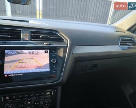 Білий Фольксваген Тігуан, об'ємом двигуна 2 л та пробігом 123 тис. км за 27500 $, фото 81 на Automoto.ua