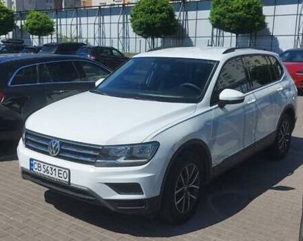 Белый Фольксваген Тигуан, объемом двигателя 1.98 л и пробегом 44 тыс. км за 23500 $, фото 6 на Automoto.ua