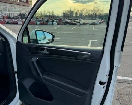 Белый Фольксваген Тигуан, объемом двигателя 1.98 л и пробегом 106 тыс. км за 34999 $, фото 18 на Automoto.ua