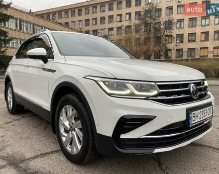 Білий Фольксваген Тігуан, об'ємом двигуна 1.98 л та пробігом 10 тис. км за 35500 $, фото 2 на Automoto.ua