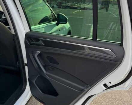 Белый Фольксваген Тигуан, объемом двигателя 1.98 л и пробегом 106 тыс. км за 34999 $, фото 15 на Automoto.ua