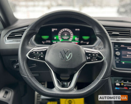 Білий Фольксваген Тігуан, об'ємом двигуна 2 л та пробігом 54 тис. км за 32700 $, фото 19 на Automoto.ua