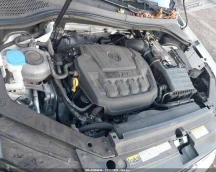 Белый Фольксваген Тигуан, объемом двигателя 2 л и пробегом 31 тыс. км за 5000 $, фото 11 на Automoto.ua