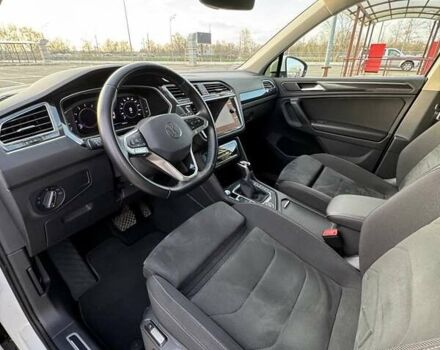 Белый Фольксваген Тигуан, объемом двигателя 1.98 л и пробегом 106 тыс. км за 34999 $, фото 9 на Automoto.ua