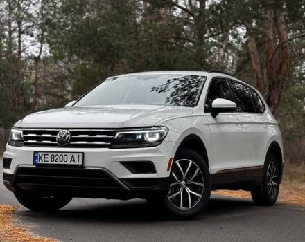 Білий Фольксваген Тігуан, об'ємом двигуна 2 л та пробігом 125 тис. км за 20000 $, фото 30 на Automoto.ua