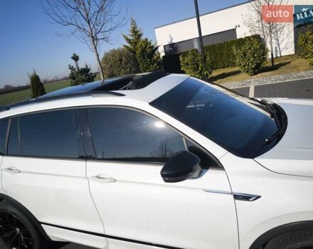 Білий Фольксваген Тігуан, об'ємом двигуна 2 л та пробігом 123 тис. км за 27500 $, фото 27 на Automoto.ua