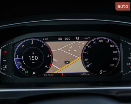 Белый Фольксваген Тигуан, объемом двигателя 2 л и пробегом 193 тыс. км за 33490 $, фото 50 на Automoto.ua