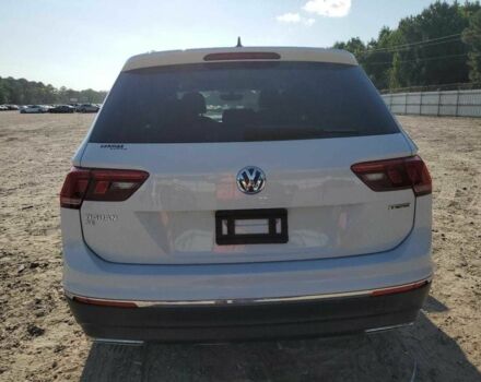 Белый Фольксваген Тигуан, объемом двигателя 2 л и пробегом 35 тыс. км за 11700 $, фото 5 на Automoto.ua